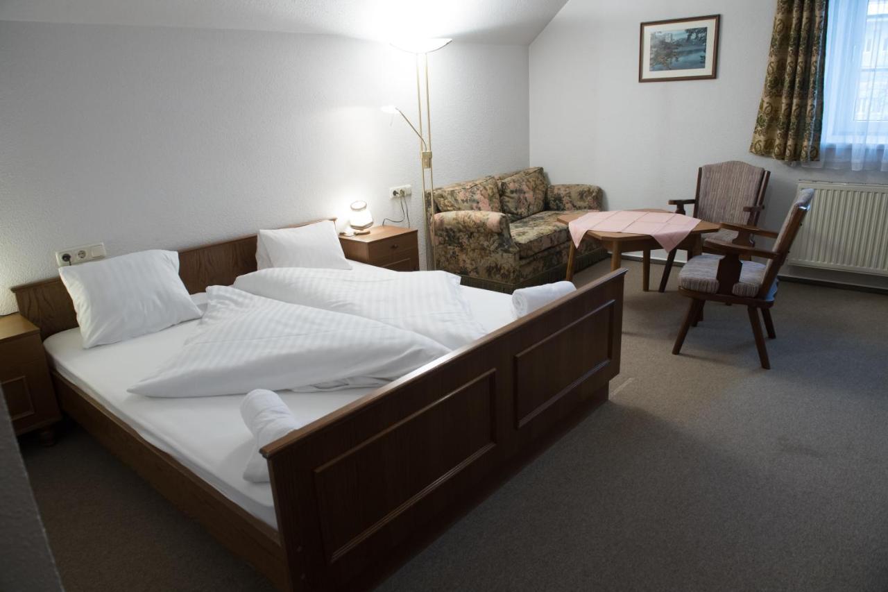 Blaue Traube Hotel Бад Аузее Екстериор снимка