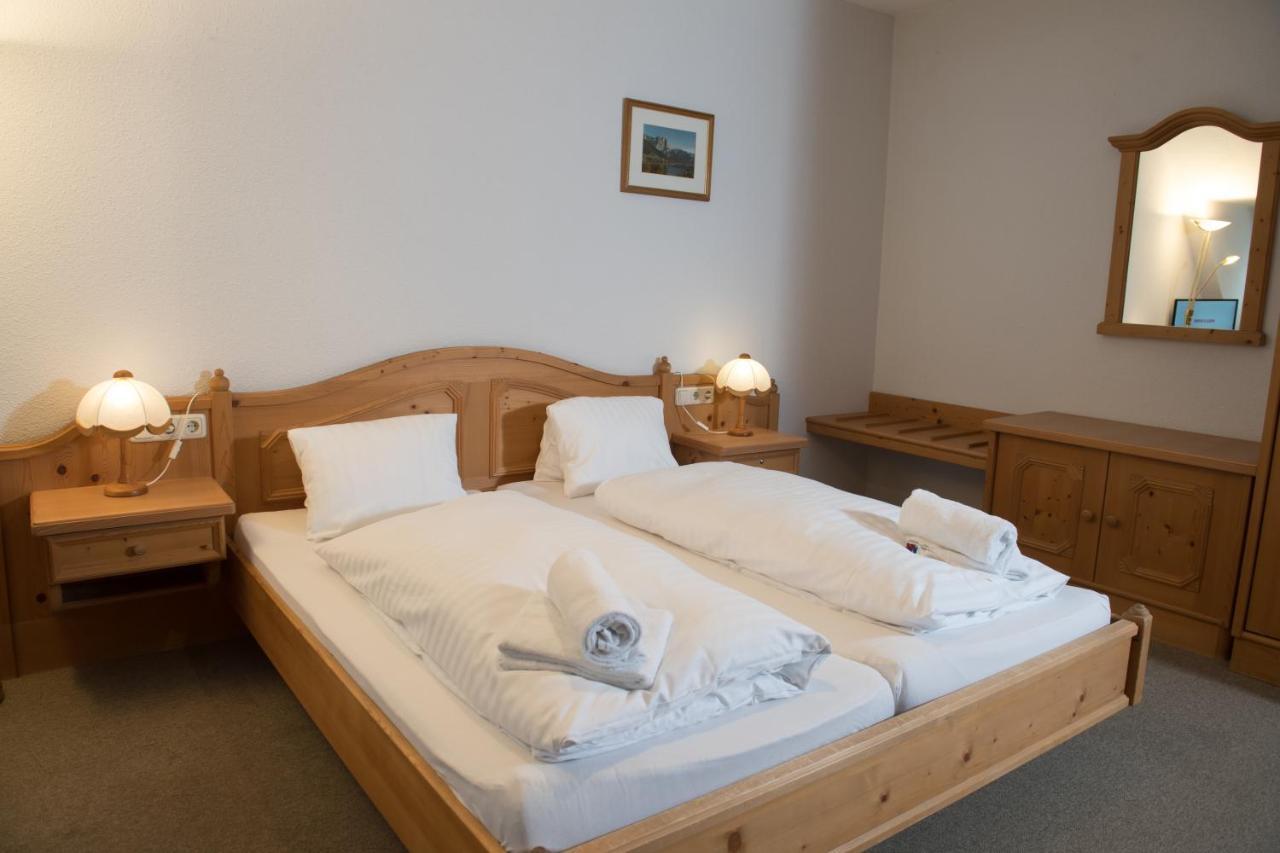 Blaue Traube Hotel Бад Аузее Екстериор снимка